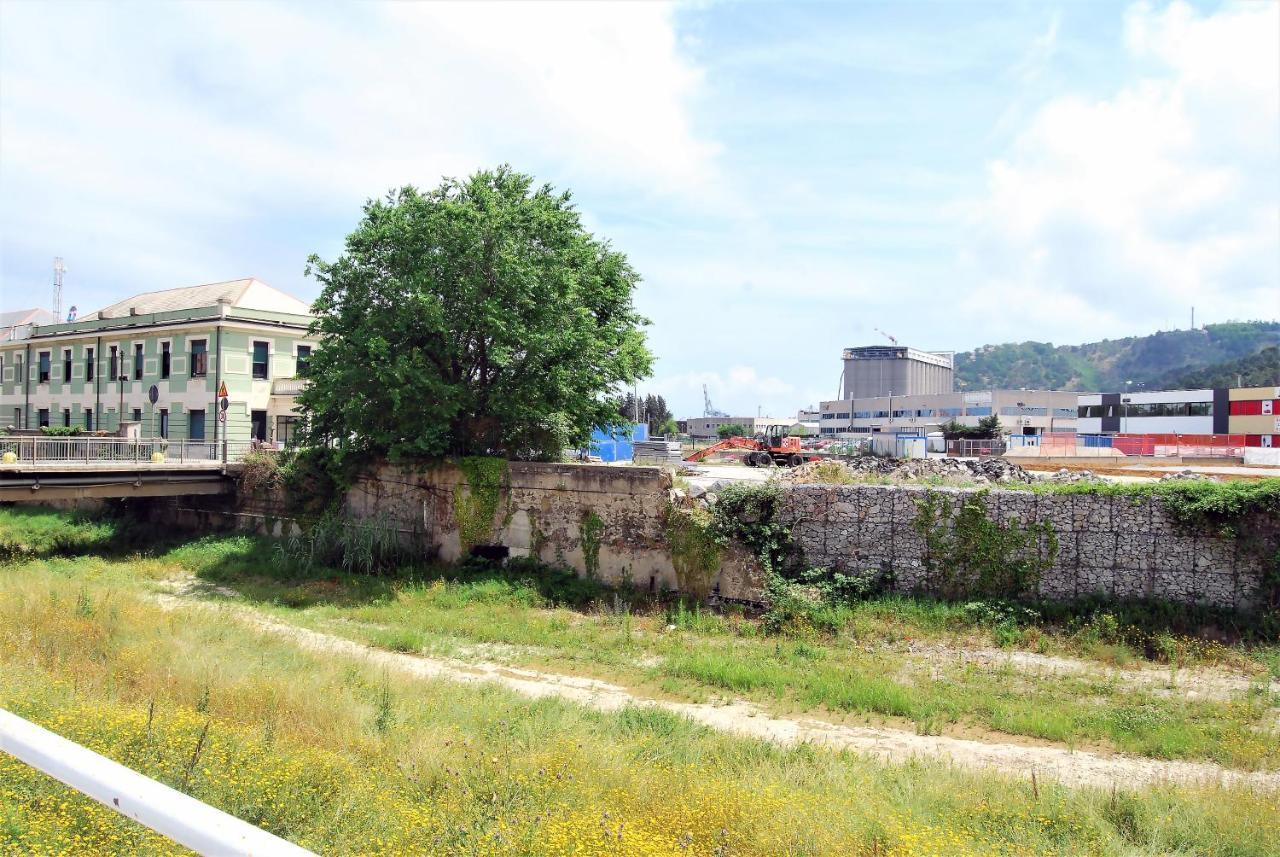 Apartament Costa Del Molo - Casa E Lavoro Vado Ligure Zewnętrze zdjęcie